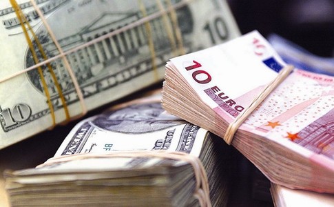 Шереметьевская таможня: задержана иностранная валюта в крупном размере